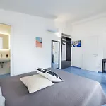 Serenity House Apartamento *