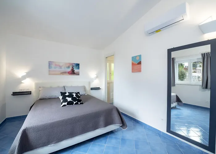 Daire Serenity House